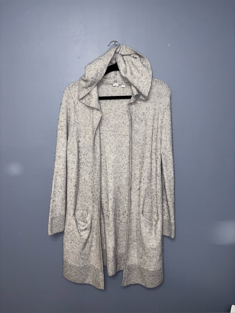 GAP | Gray Knit Cardigan | Size Medium